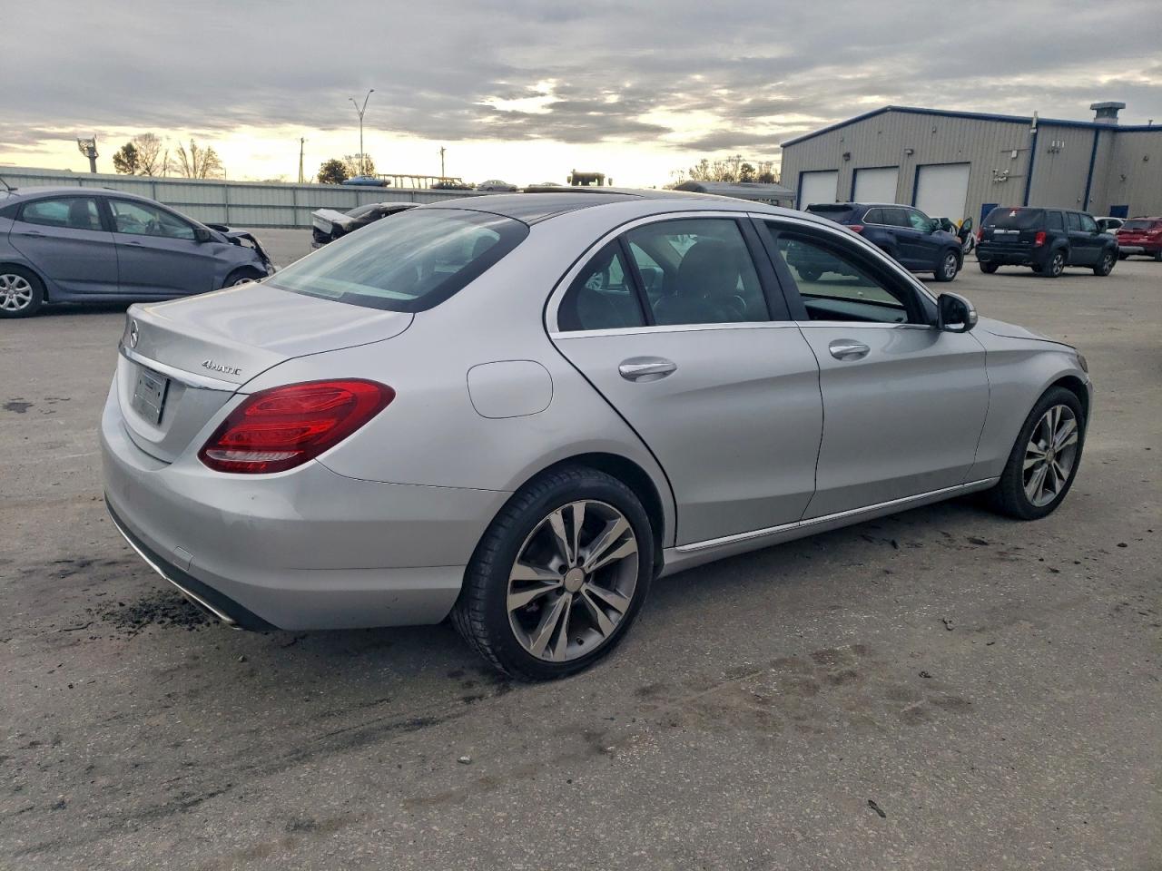2015 MERCEDES-BENZ C 300 4MATIC photo 3