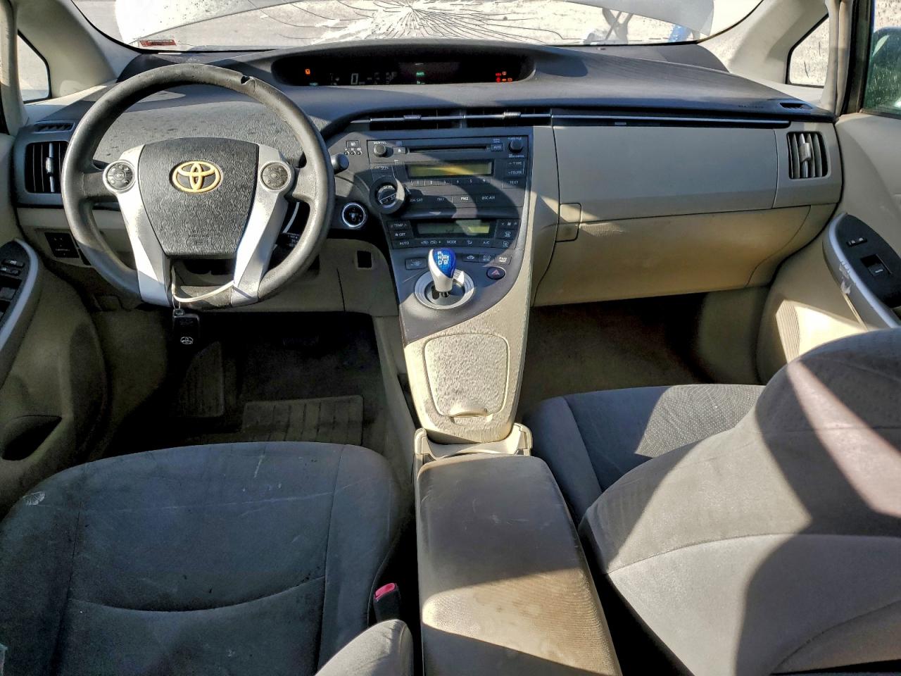 2010 TOYOTA PRIUS photo 8