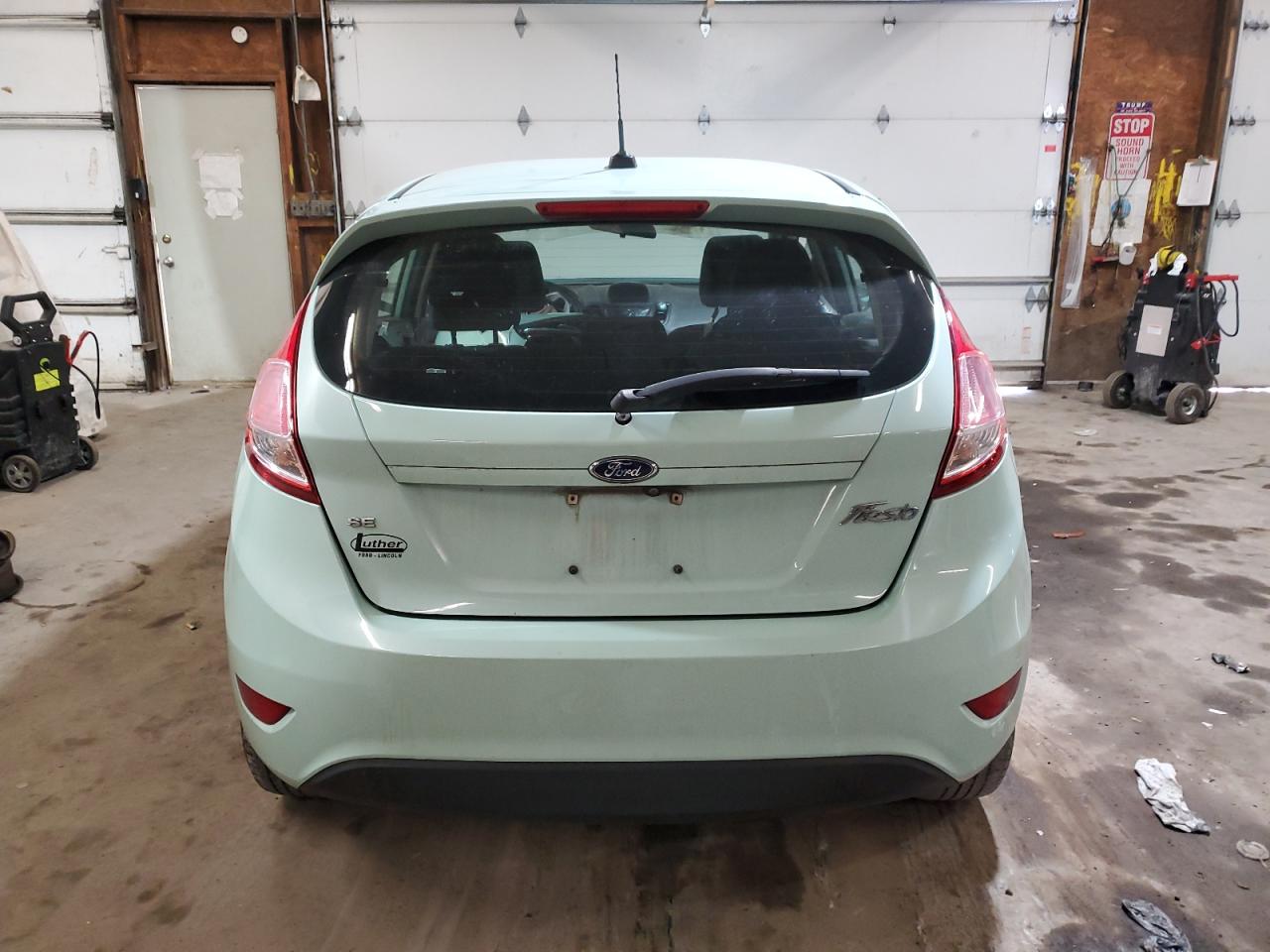 2019 FORD FIESTA SE photo 6