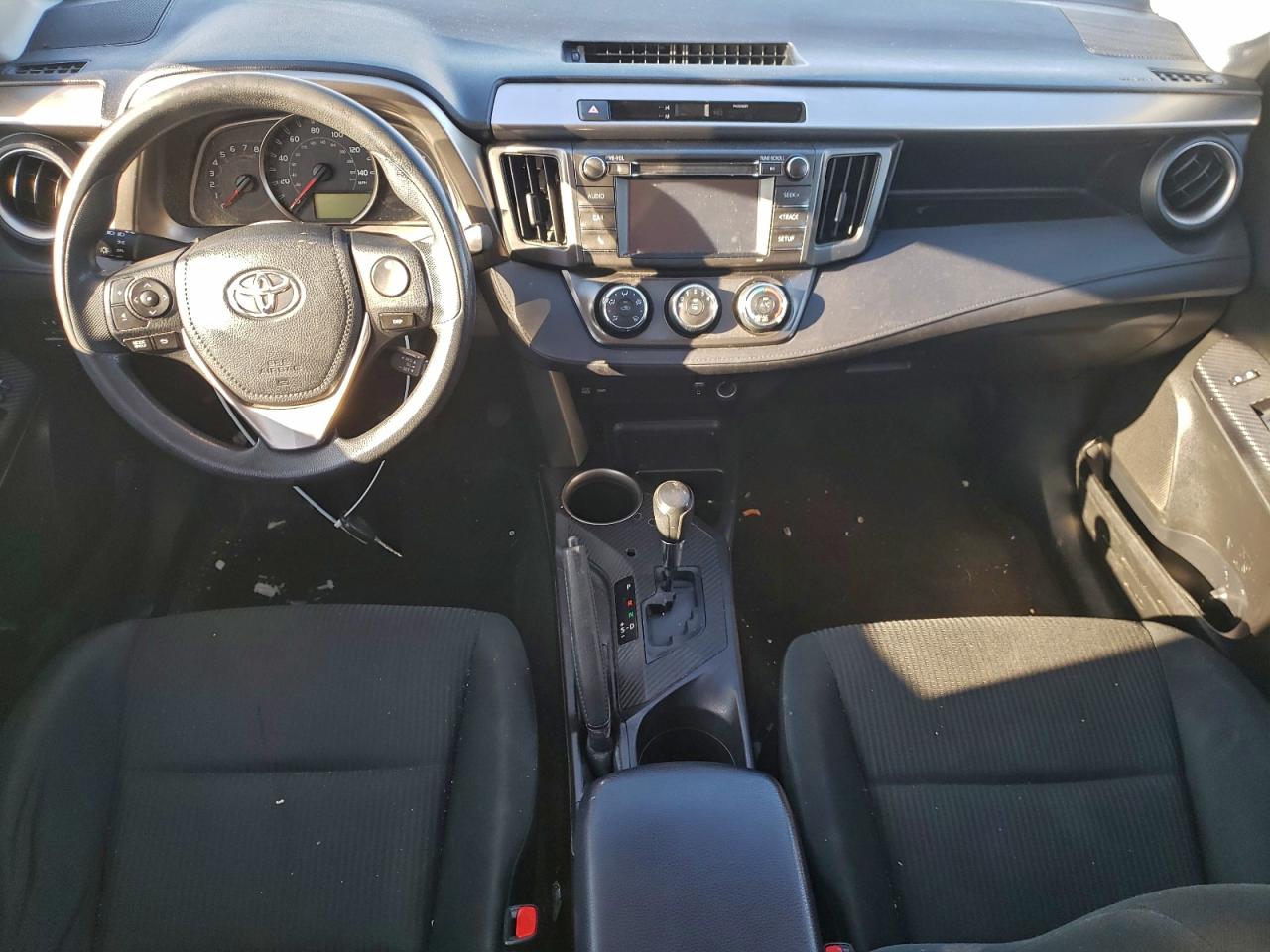 2015 TOYOTA RAV4 LE photo 8