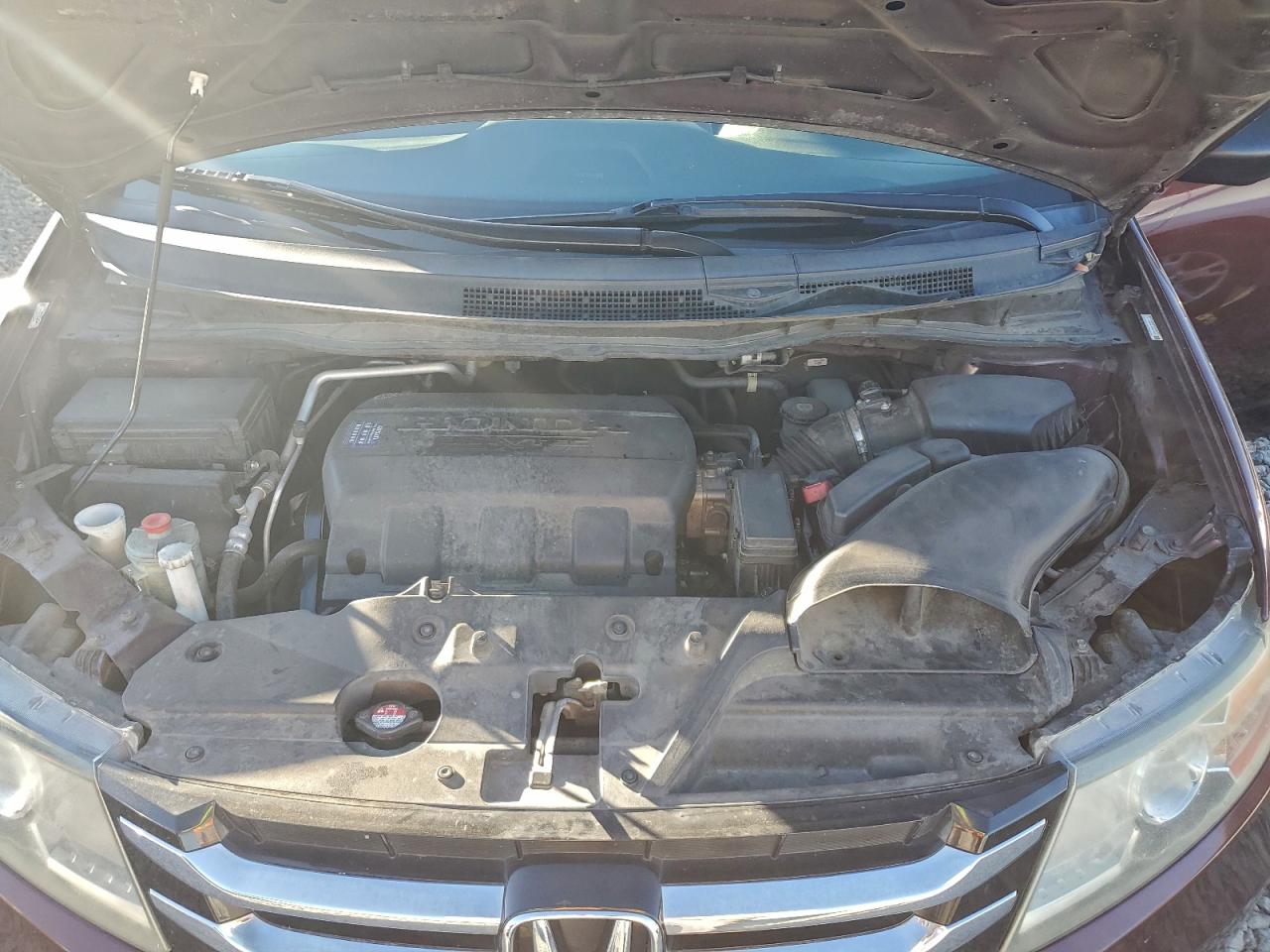2014 HONDA ODYSSEY LX photo 12