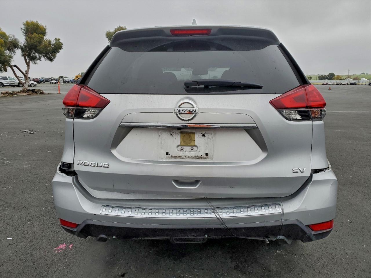 2017 NISSAN ROGUE S photo 6