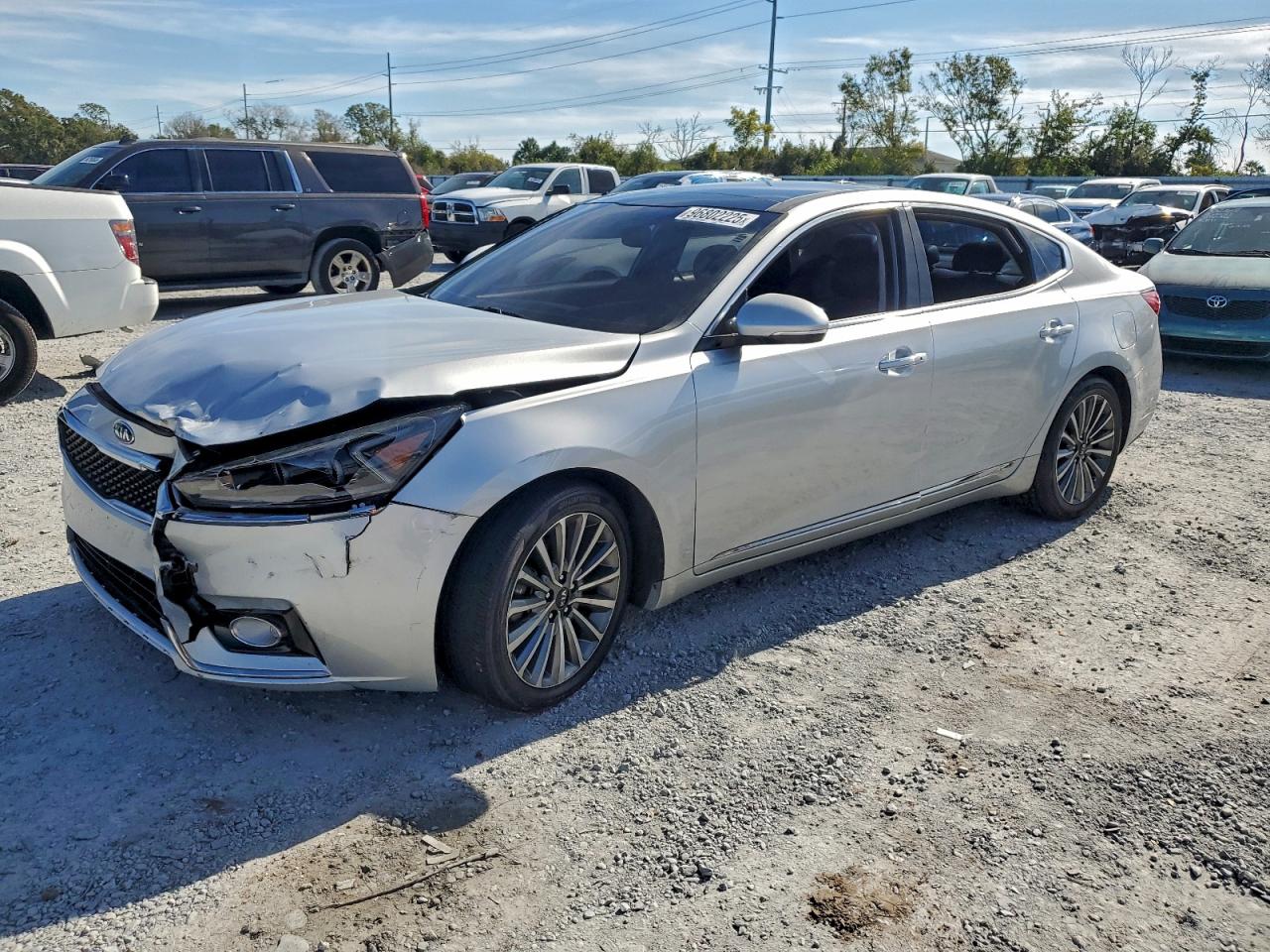 2017 KIA CADENZA