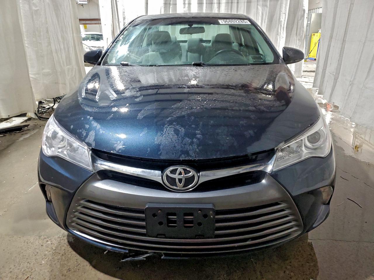 2015 TOYOTA CAMRY LE photo 5