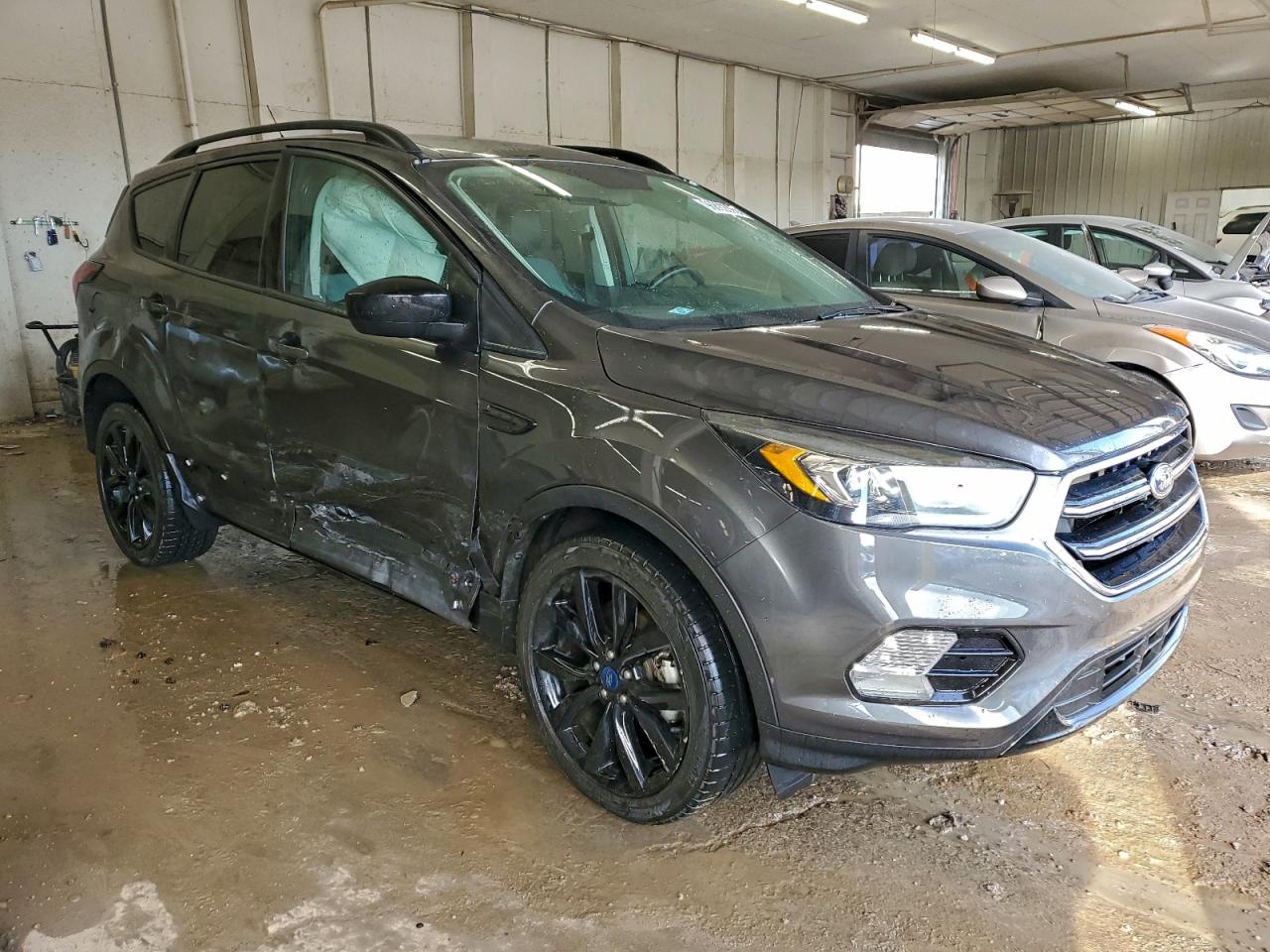 2019 FORD ESCAPE SE photo 4