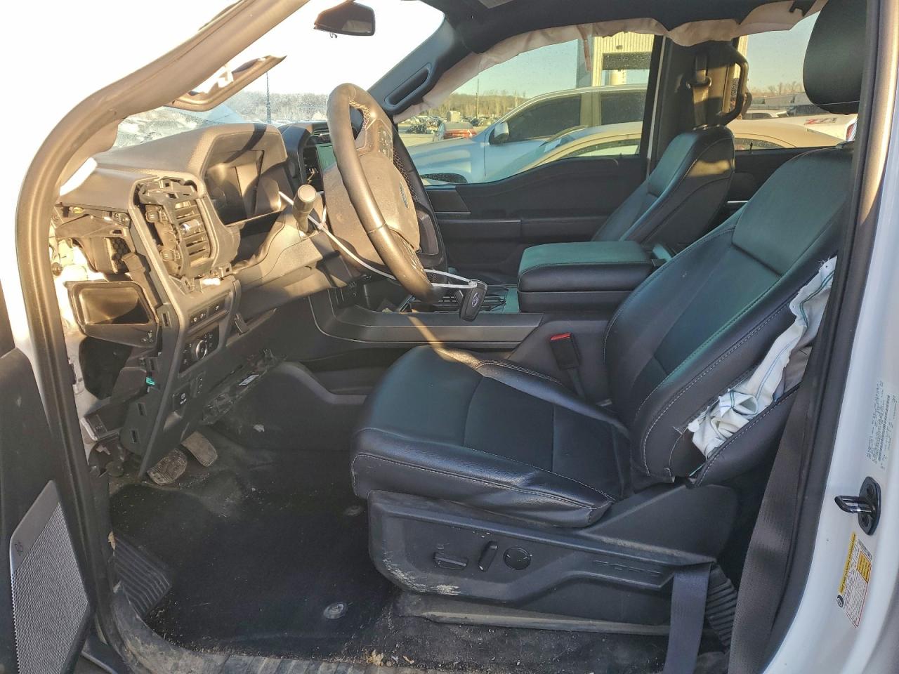 2024 FORD F150 XLT photo 7