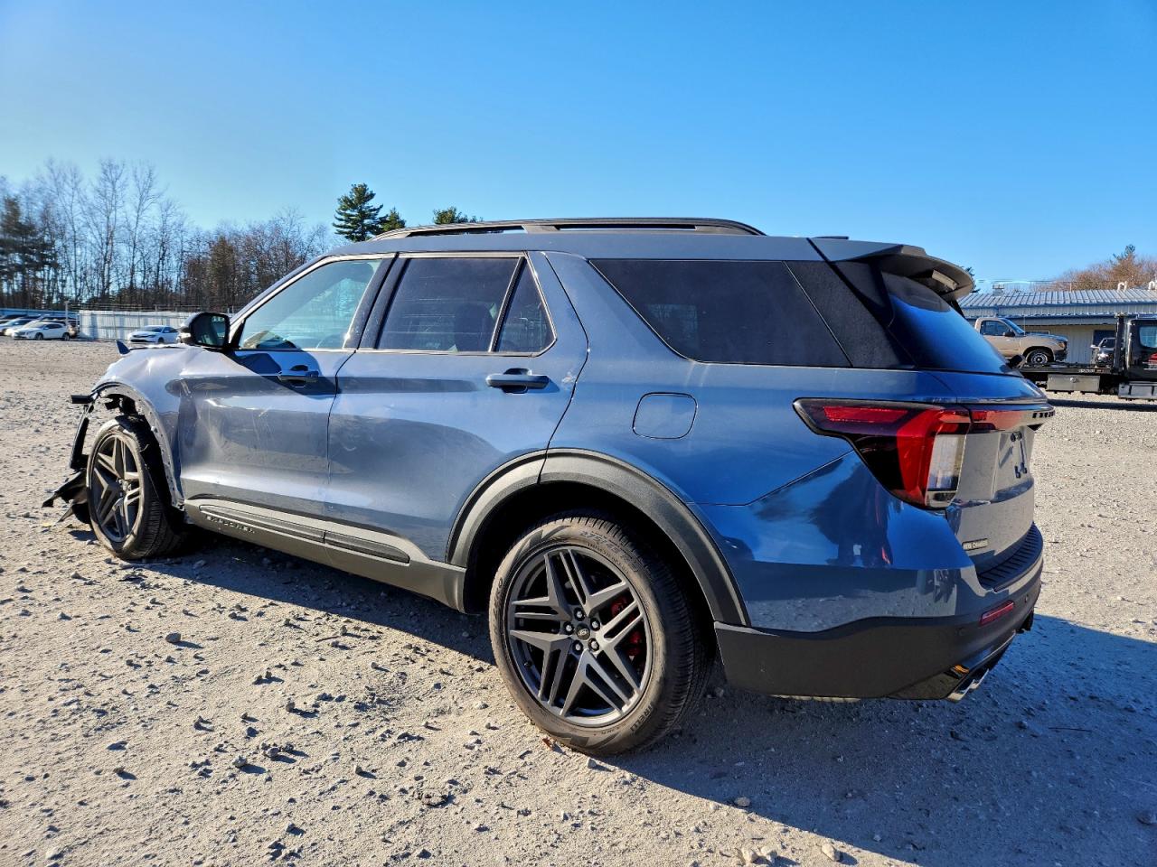 2025 FORD EXPLORER ST photo 2
