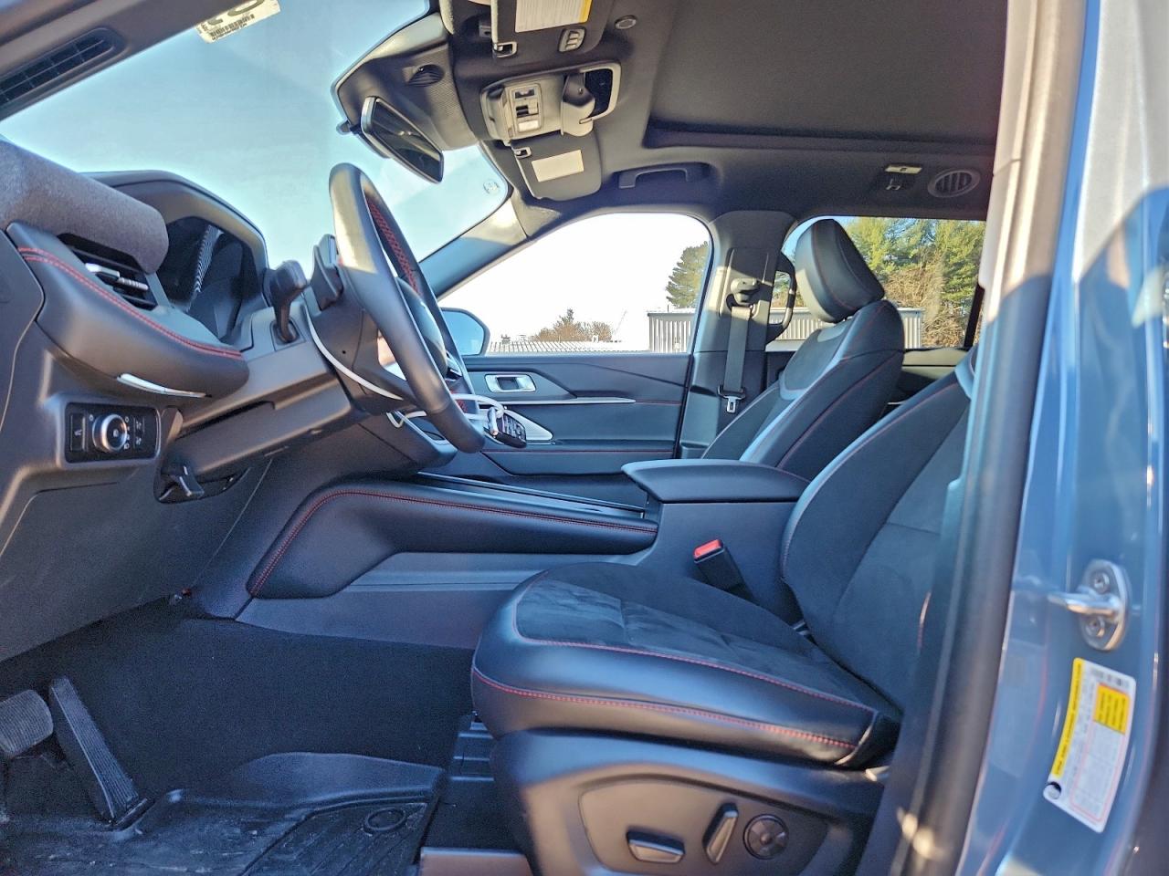 2025 FORD EXPLORER ST photo 7