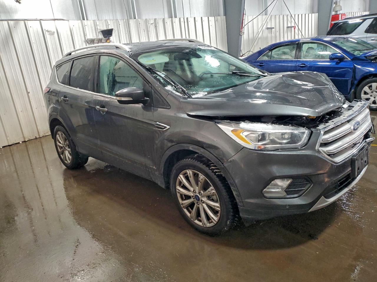 2018 FORD ESCAPE TITANIUM photo 4
