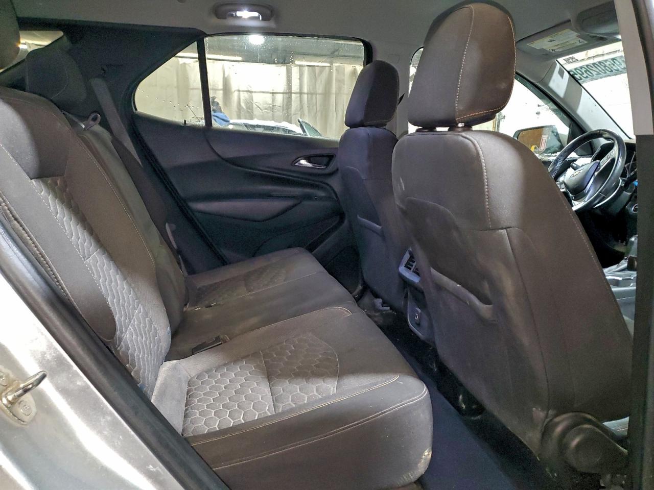 2021 CHEVROLET EQUINOX LT photo 11