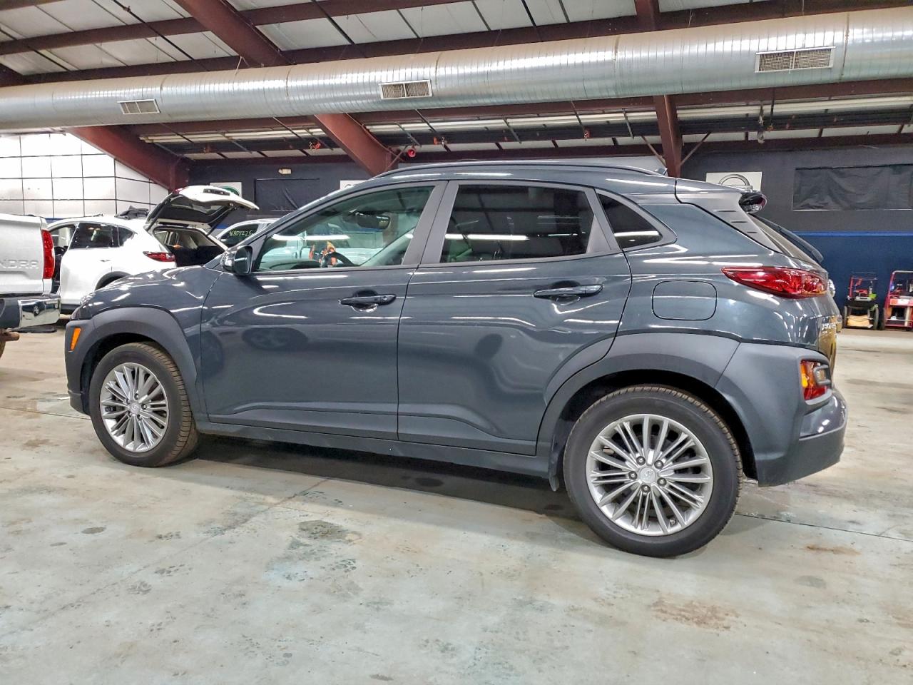 2020 HYUNDAI KONA SEL PLUS photo 2