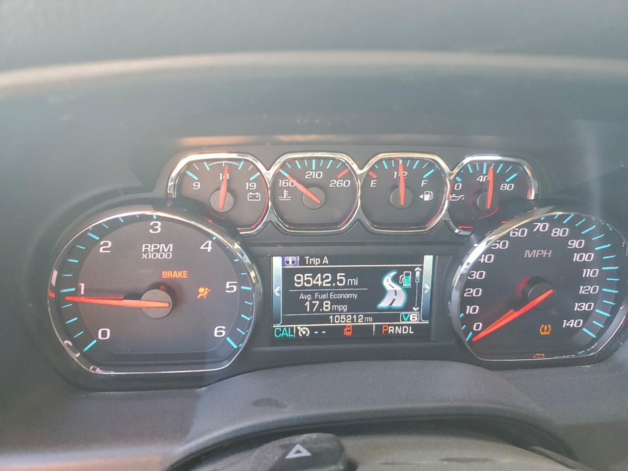 2017 CHEVROLET SILVERADO K1500 LT photo 9