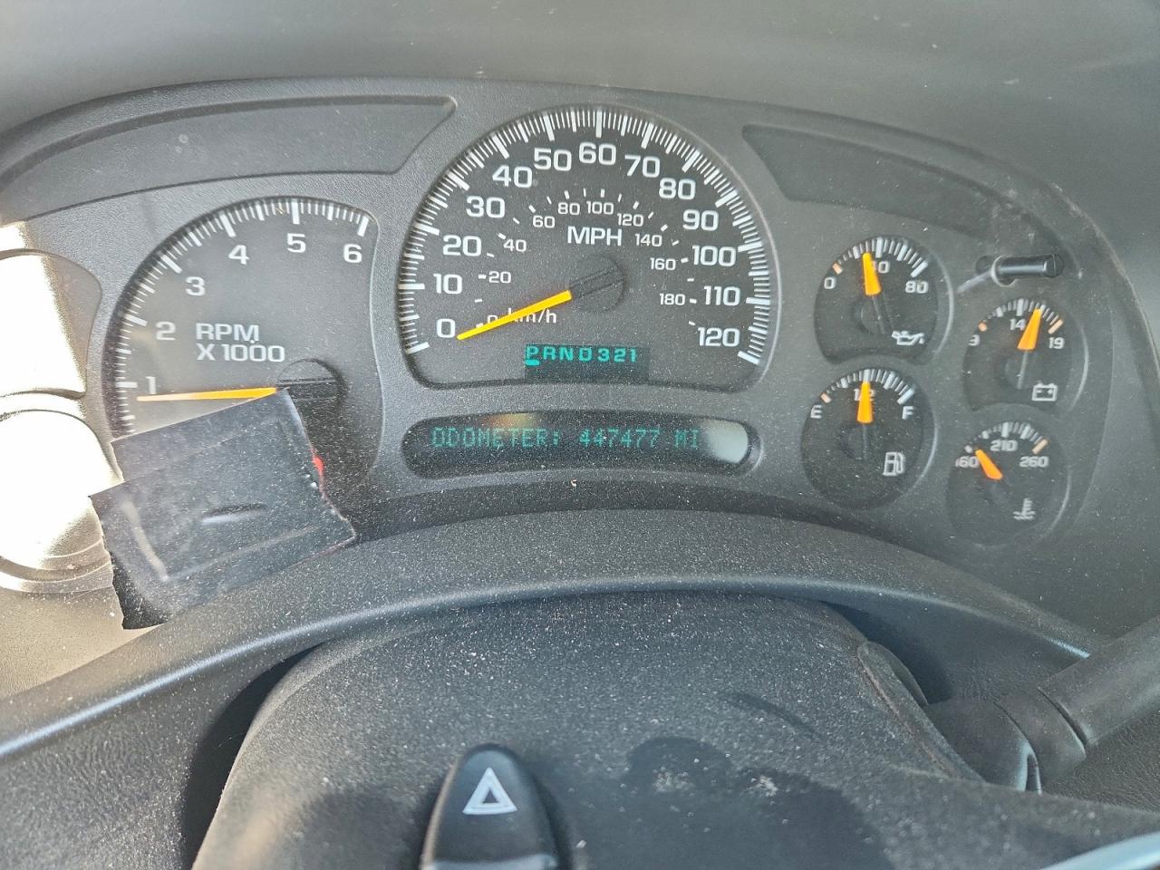 2004 CHEVROLET SILVERADO K1500 photo 9