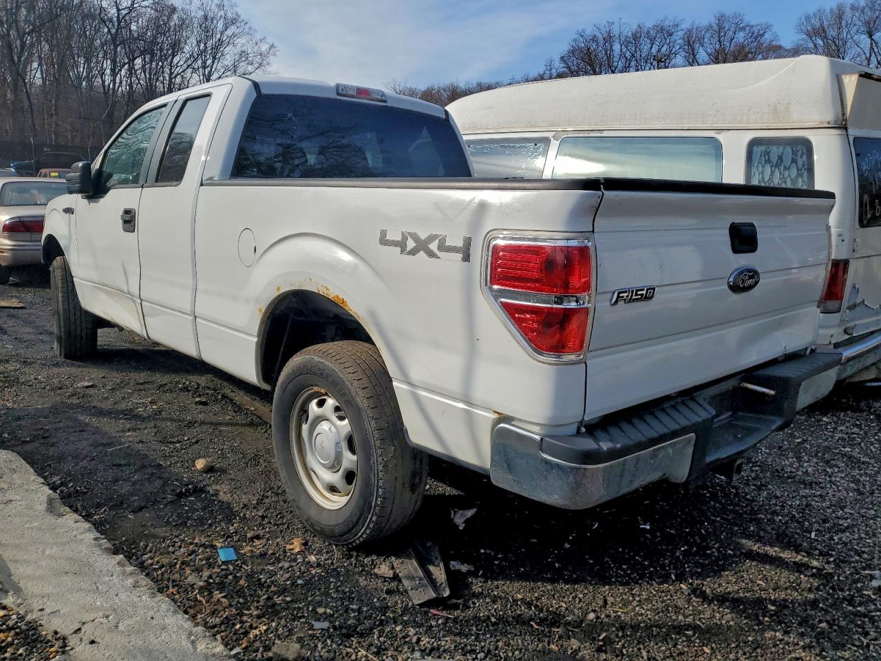 2011 FORD F150 SUPER CAB photo 2