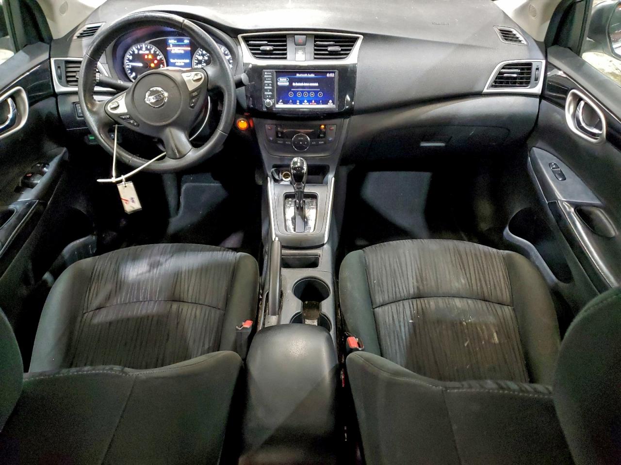 2019 NISSAN SENTRA S photo 8