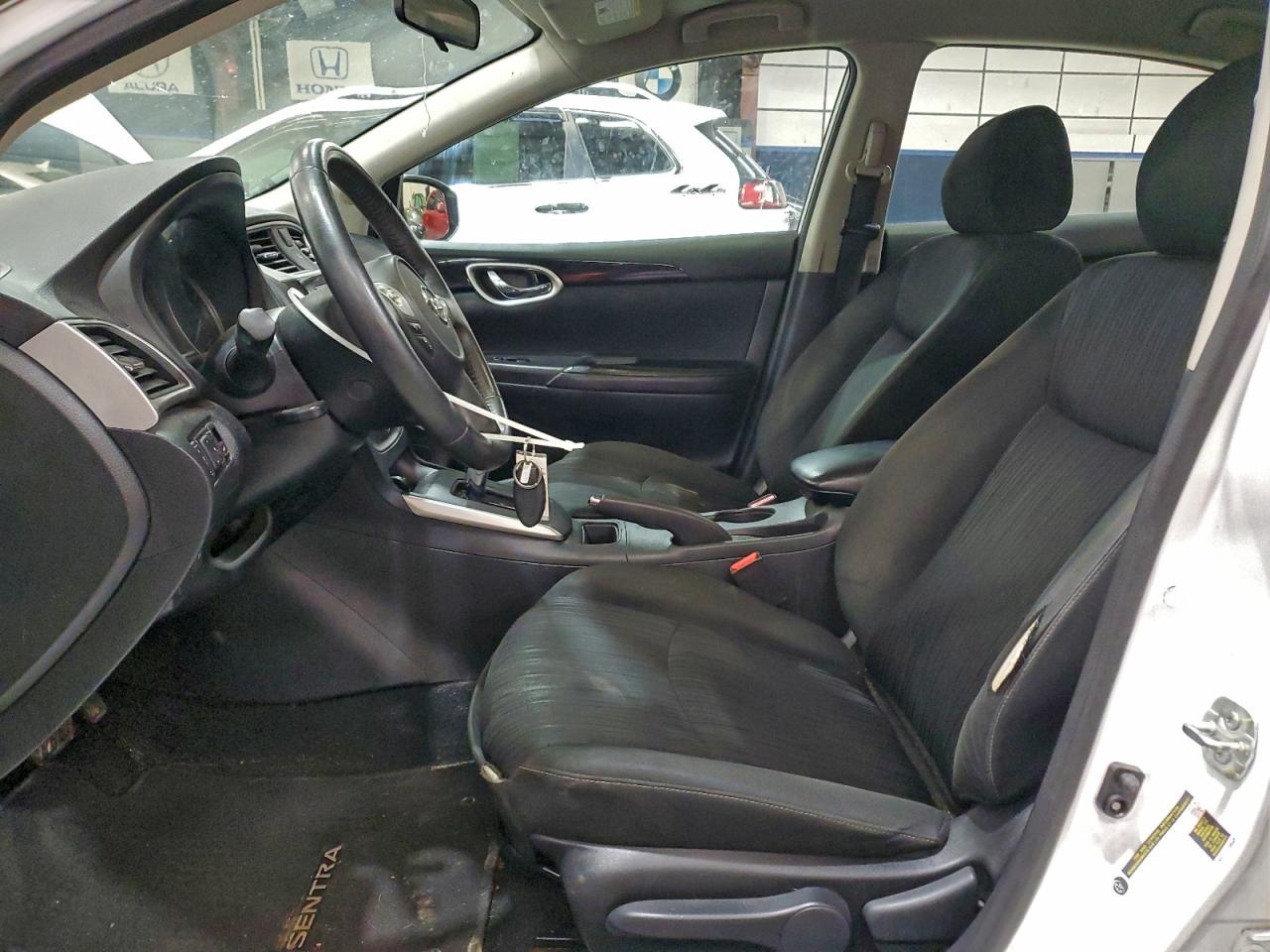 2019 NISSAN SENTRA S photo 7