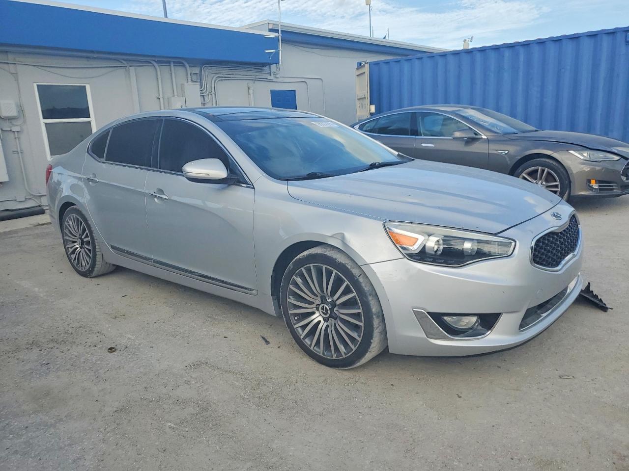 2016 KIA CADENZA LUXURY photo 4