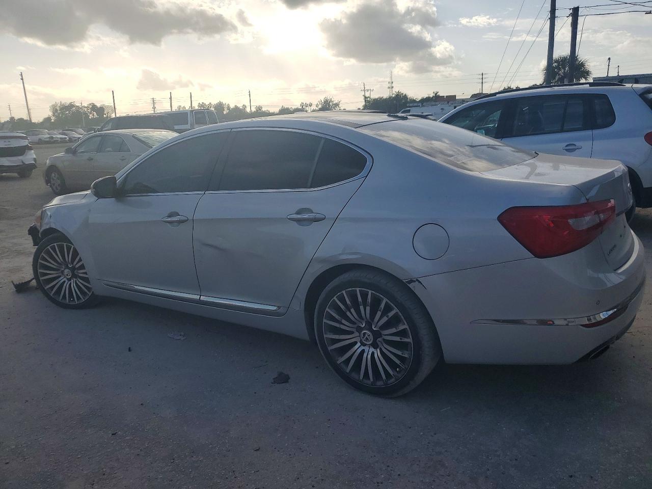 2016 KIA CADENZA LUXURY photo 2