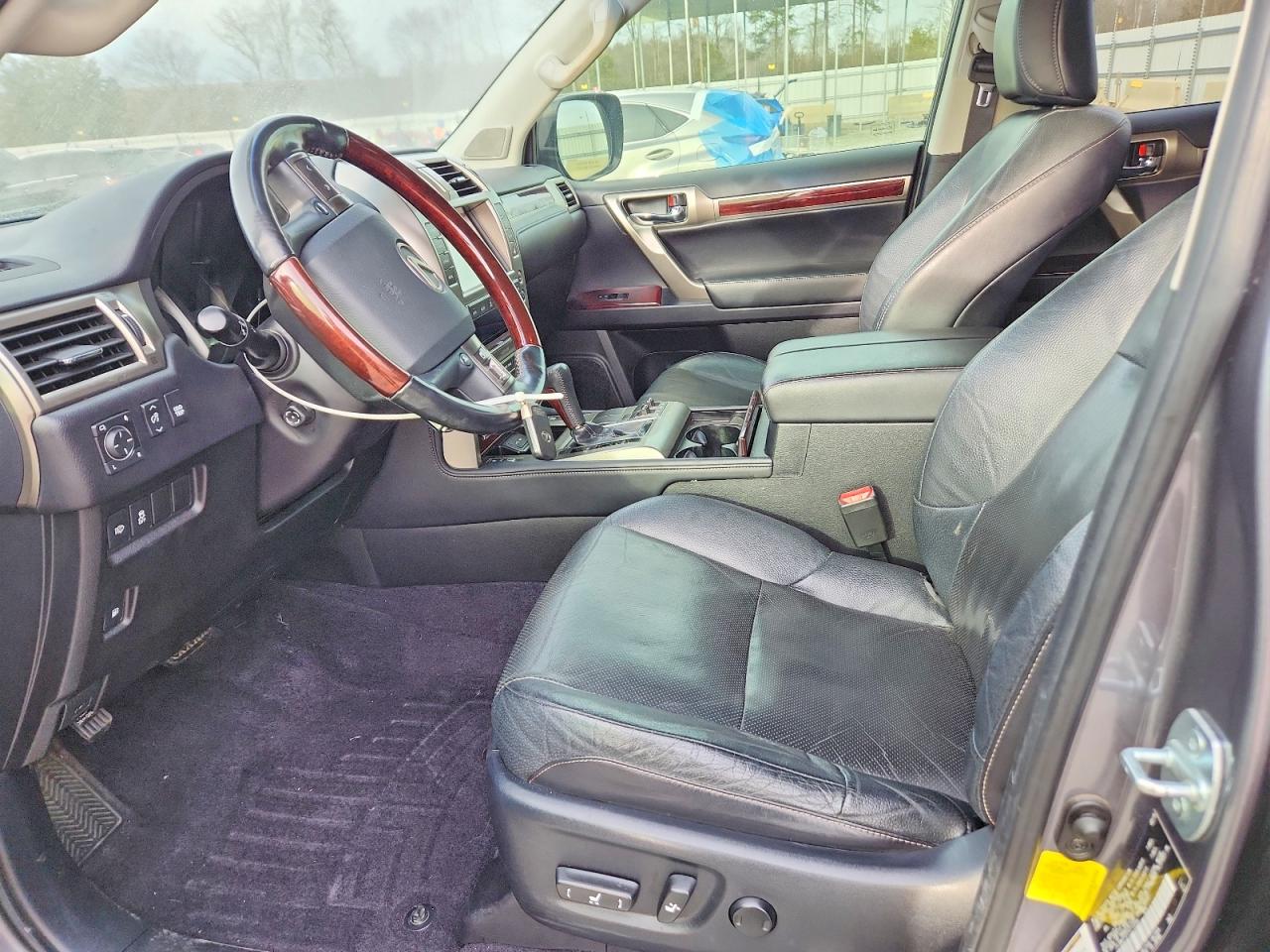 2015 LEXUS GX 460 photo 7