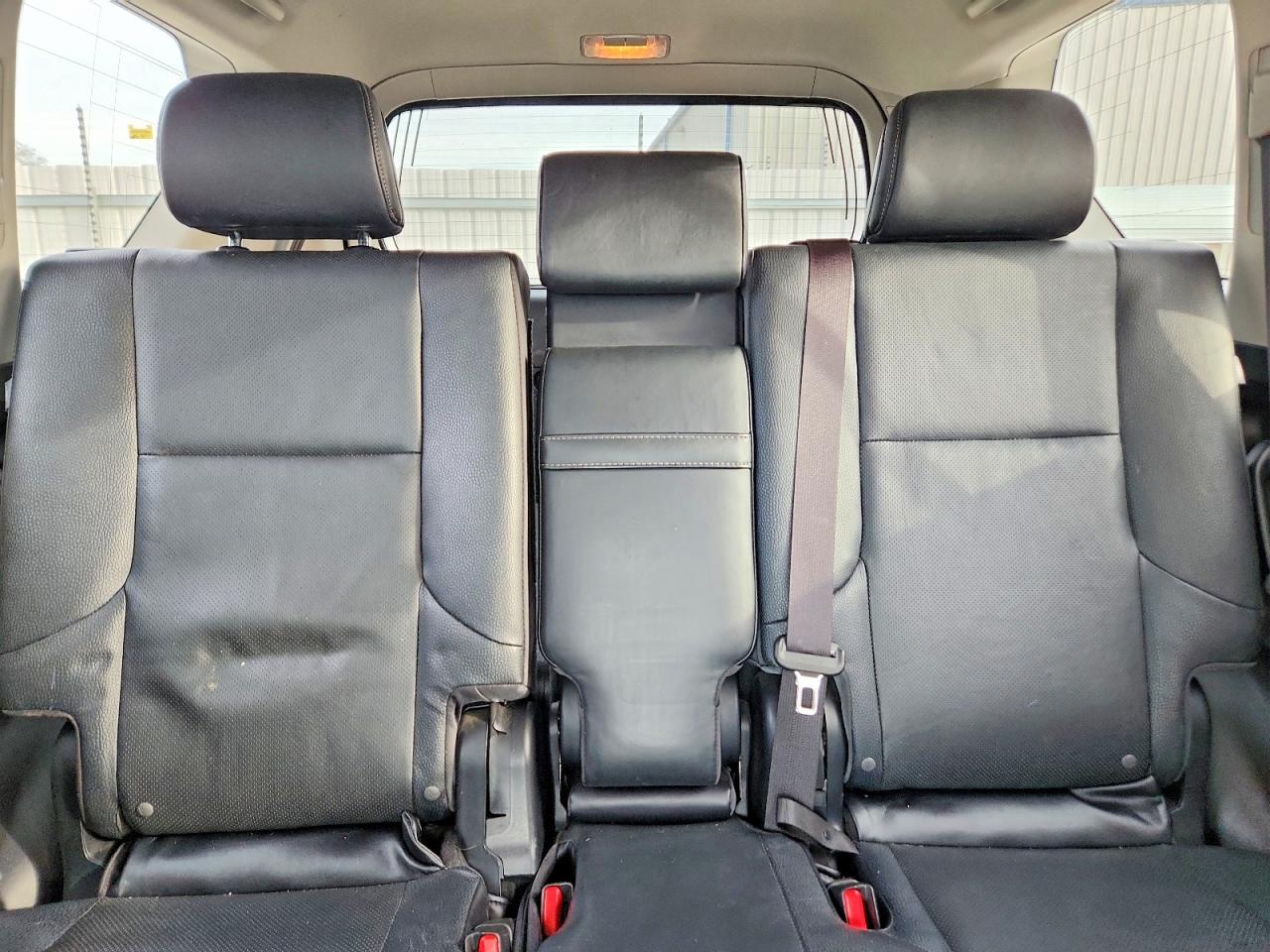 2015 LEXUS GX 460 photo 10