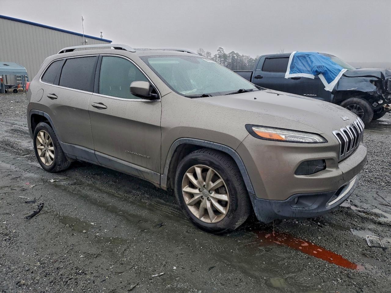 2017 JEEP CHEROKEE LIMITED photo 4