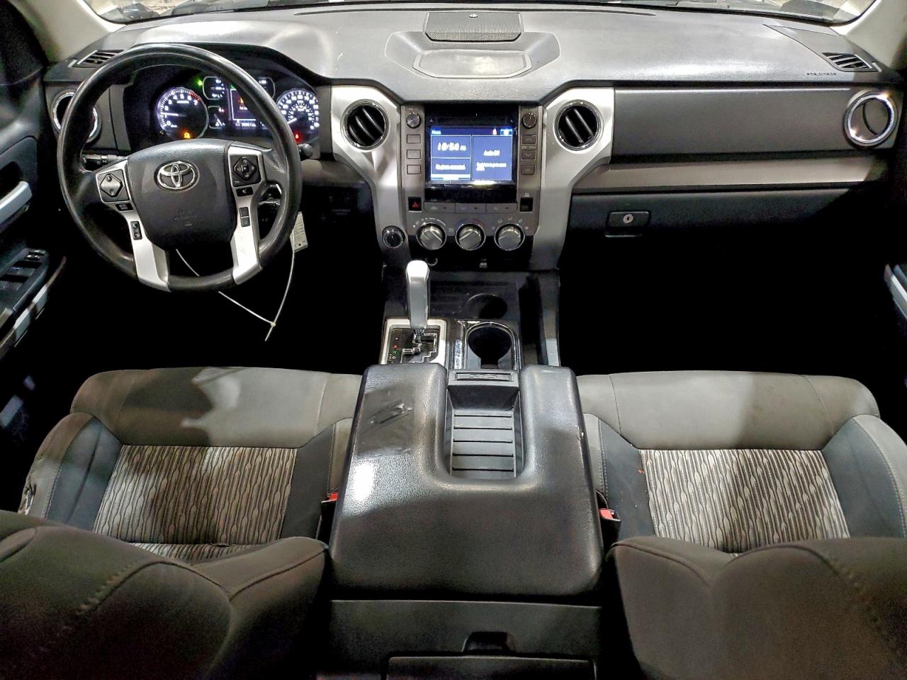 2018 TOYOTA TUNDRA DOUBLE CAB SR photo 8