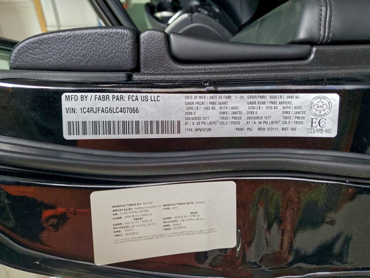 2020 JEEP GRAND CHEROKEE LAREDO photo 13