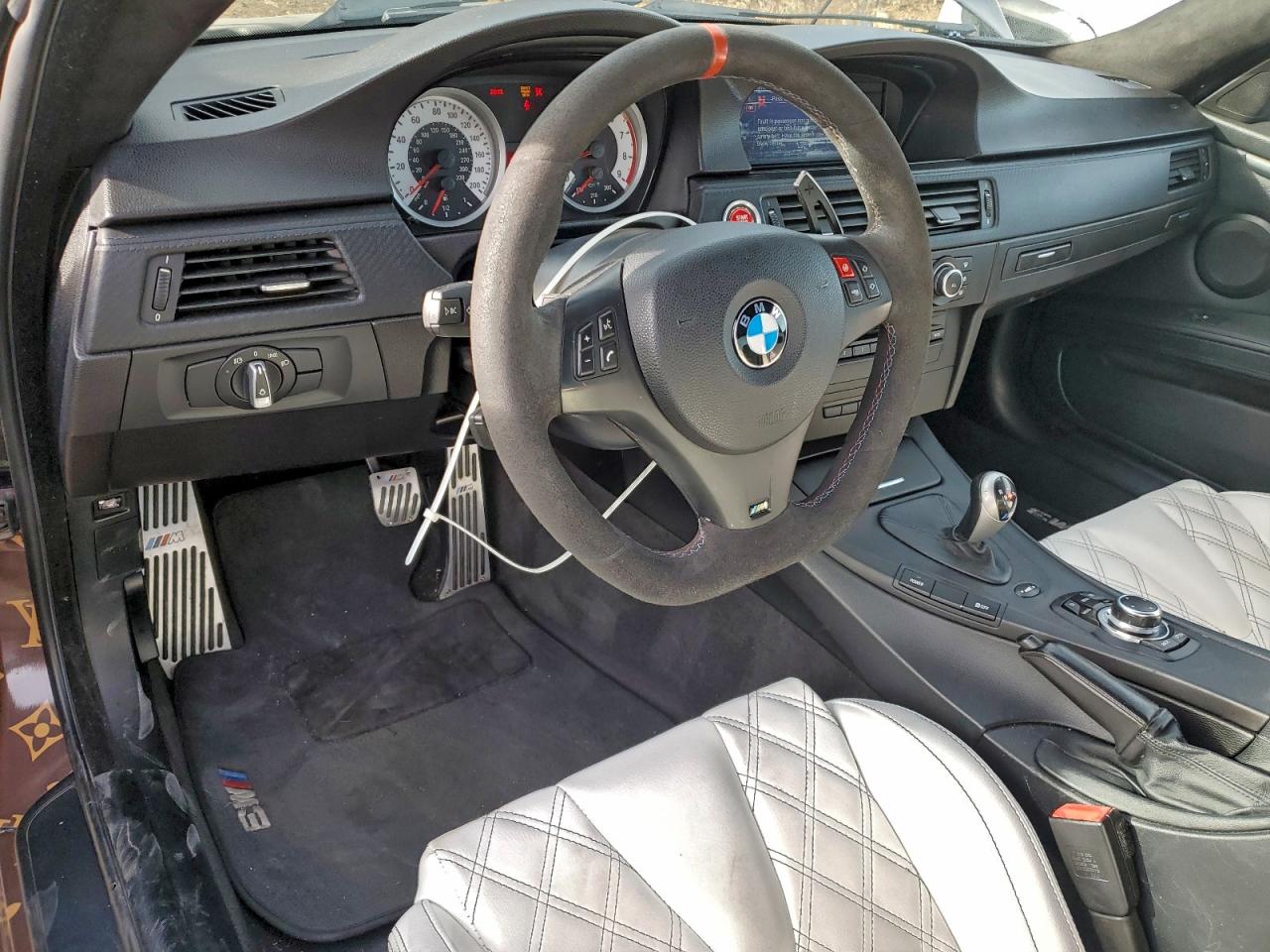 2011 BMW M3 photo 8