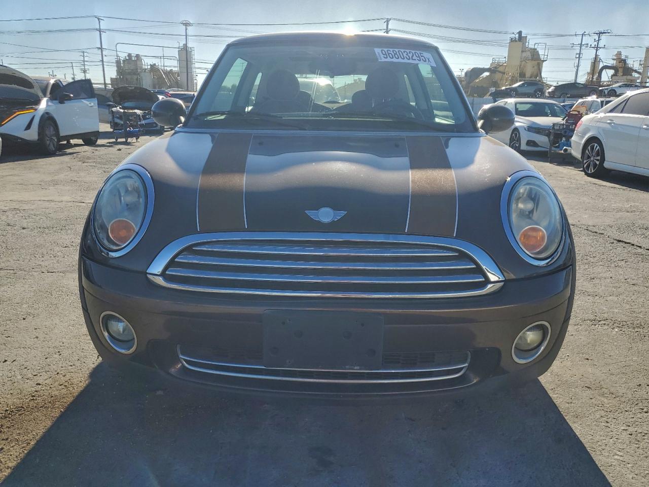 2010 MINI COOPER photo 5