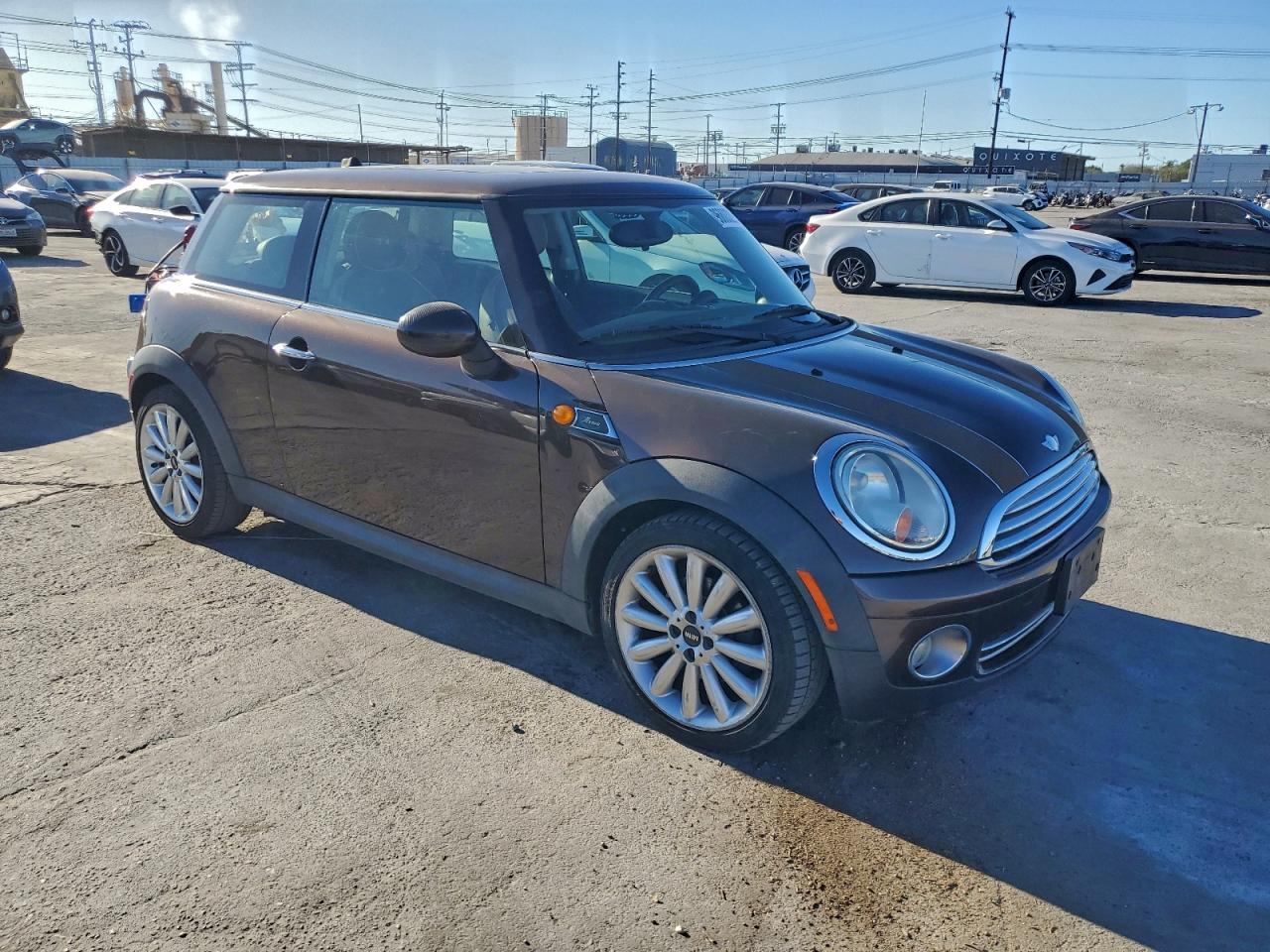 2010 MINI COOPER photo 4