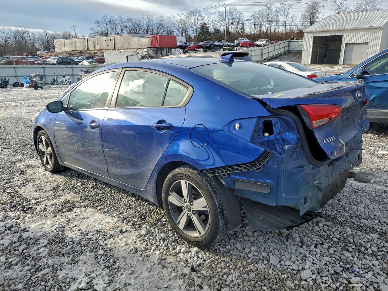 2018 KIA FORTE LX photo 2