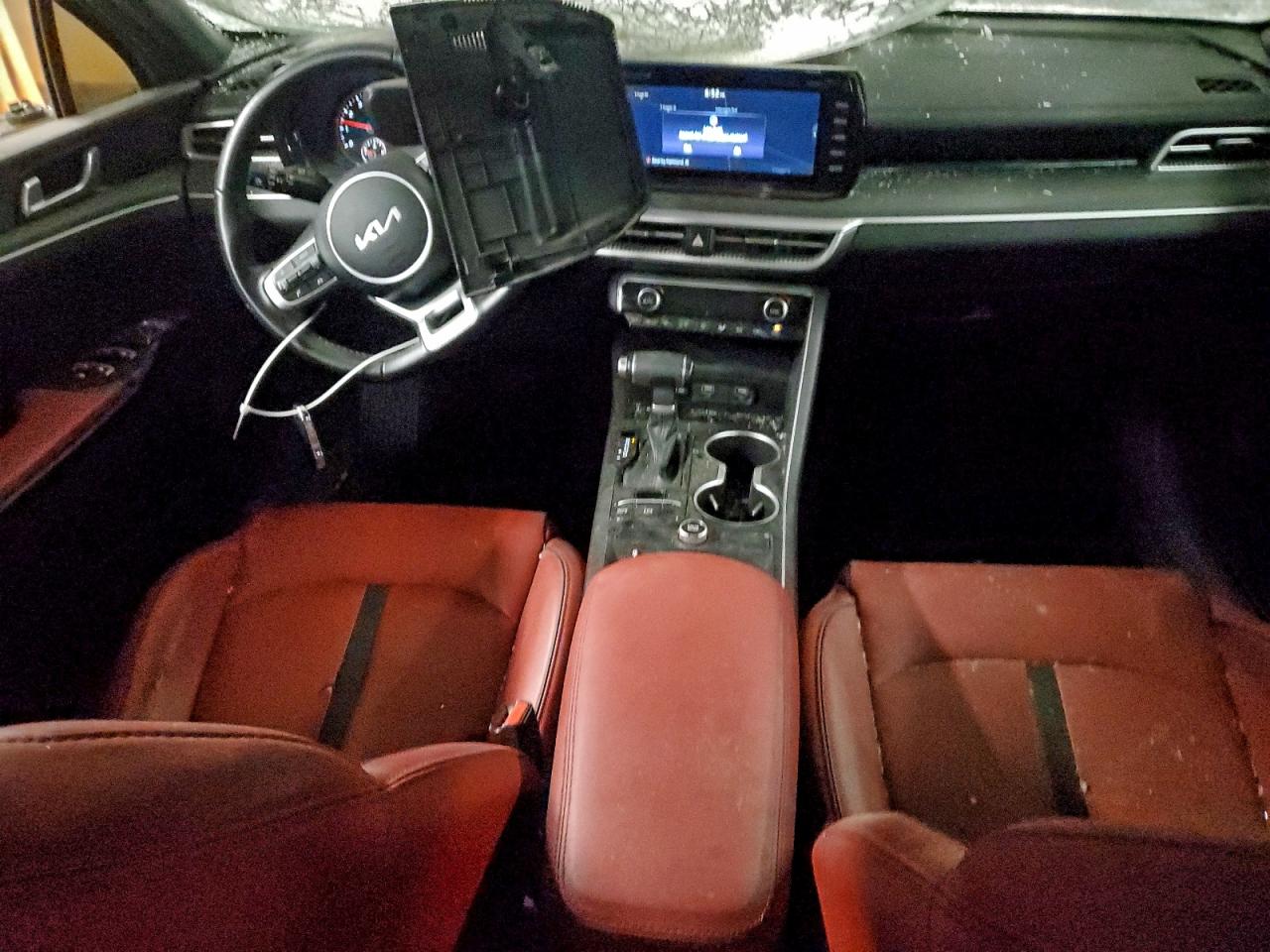 2023 KIA K5 GT LINE photo 8