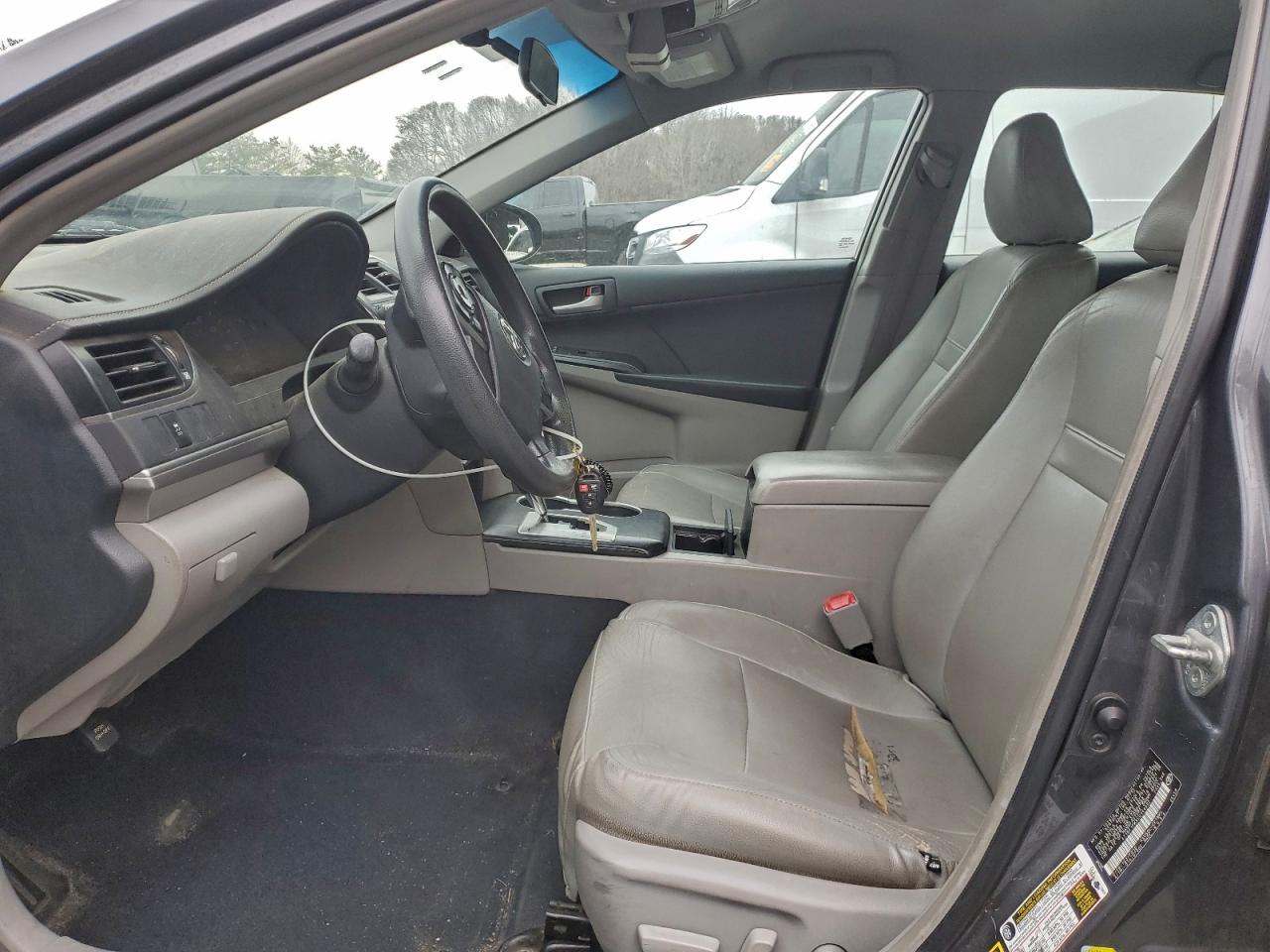 2012 TOYOTA CAMRY BASE photo 7