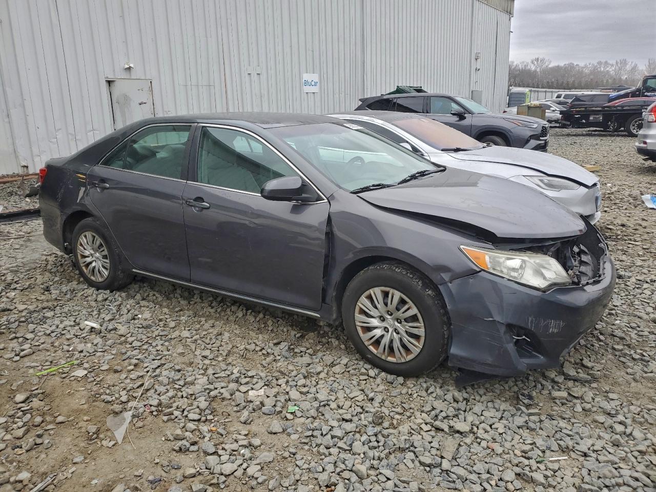 2012 TOYOTA CAMRY BASE photo 4