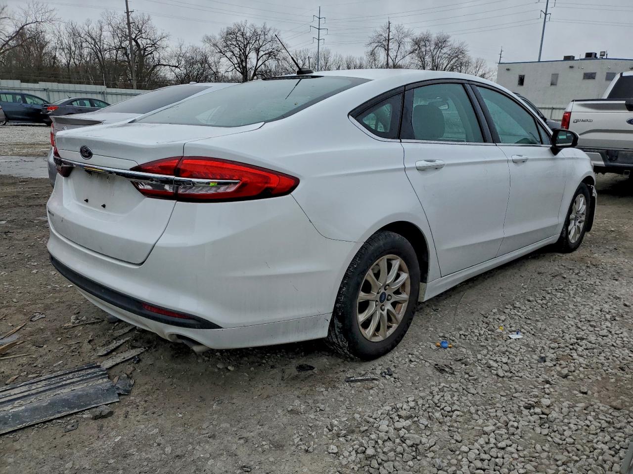2018 FORD FUSION S photo 3