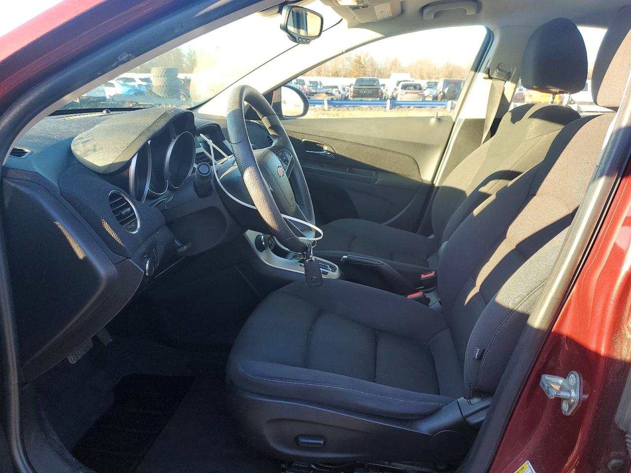 2016 CHEVROLET CRUZE LIMITED LT photo 7