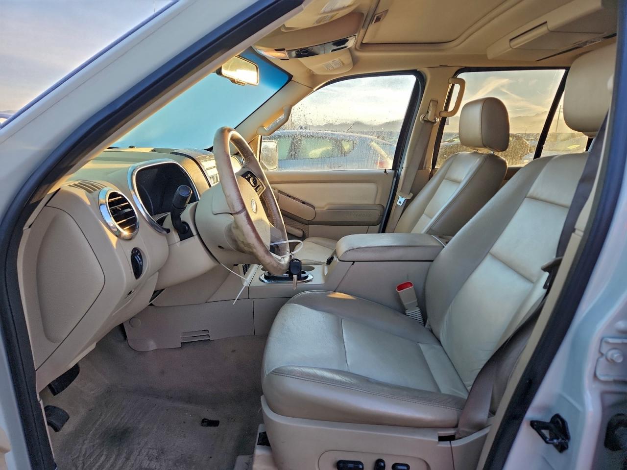 2006 FORD EXPLORER LIMITED photo 7