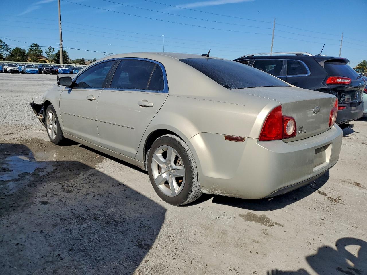 2011 CHEVROLET MALIBU LS photo 2