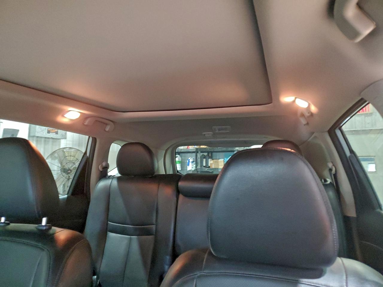 2018 NISSAN ROGUE S photo 10