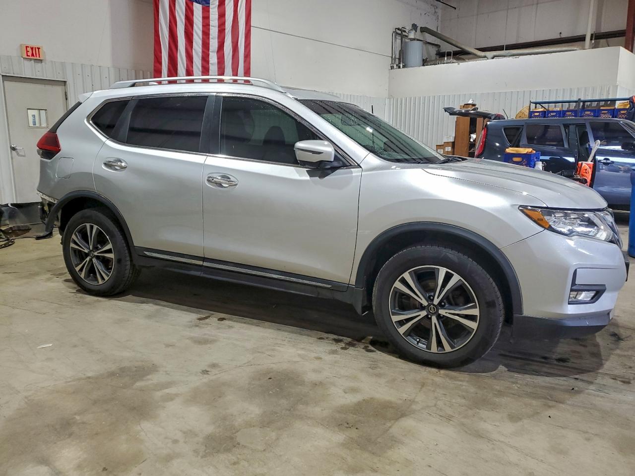 2018 NISSAN ROGUE S photo 4