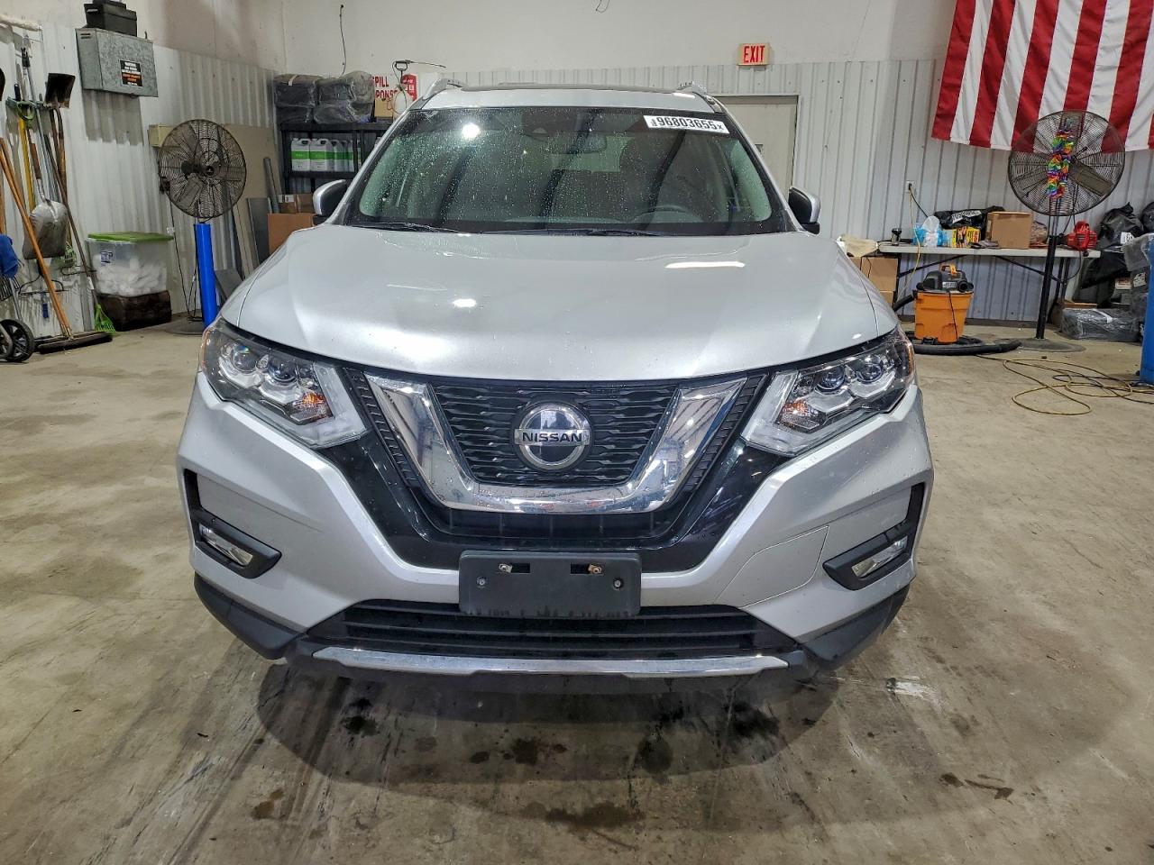2018 NISSAN ROGUE S photo 5