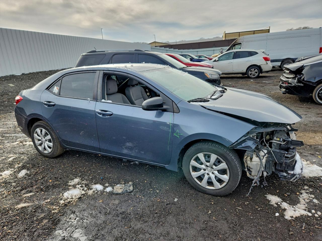 2015 TOYOTA COROLLA L photo 4