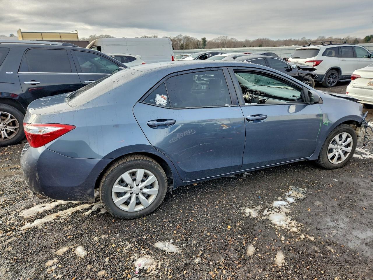 2015 TOYOTA COROLLA L photo 3