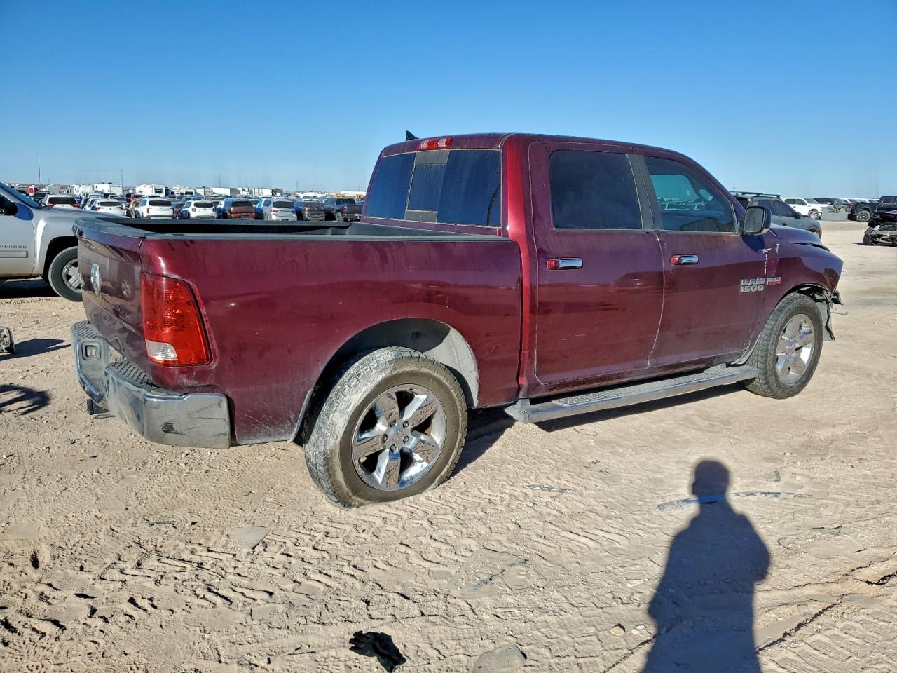 2017 RAM 1500 SLT photo 3