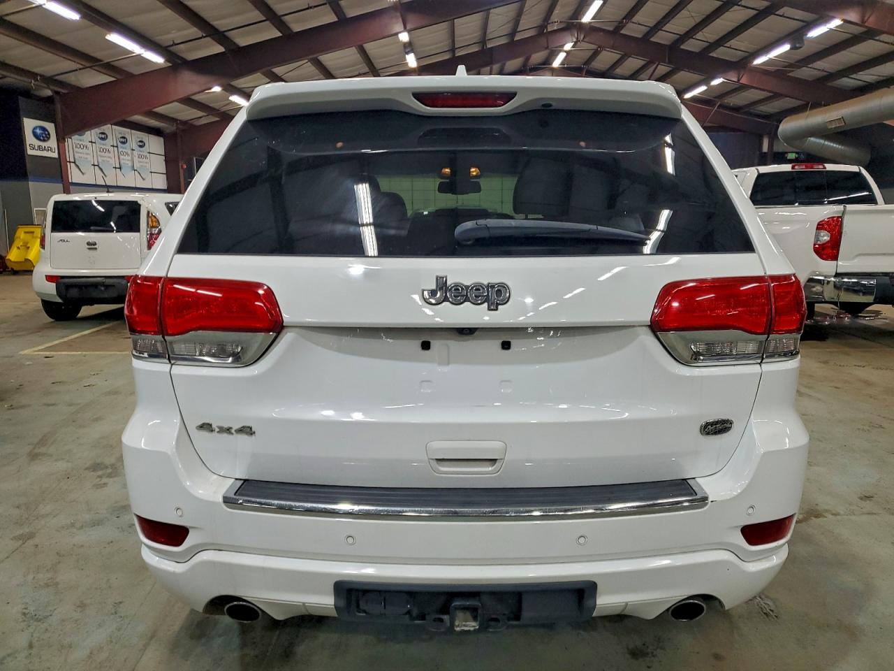 2015 JEEP GRAND CHEROKEE OVERLAND photo 6