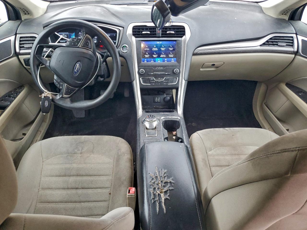2020 FORD FUSION SE photo 8