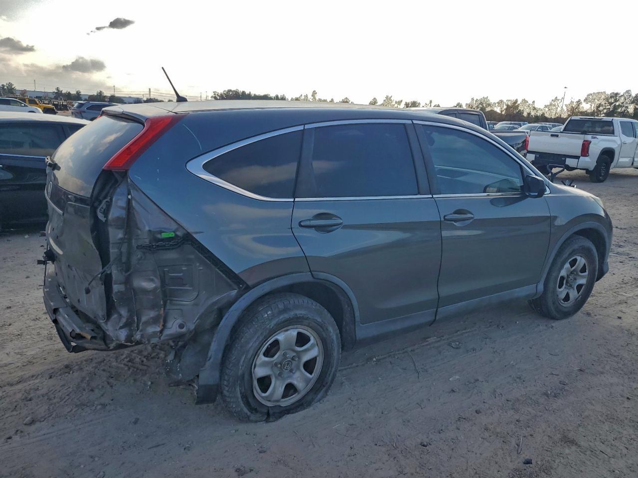 2013 HONDA CR-V LX photo 3