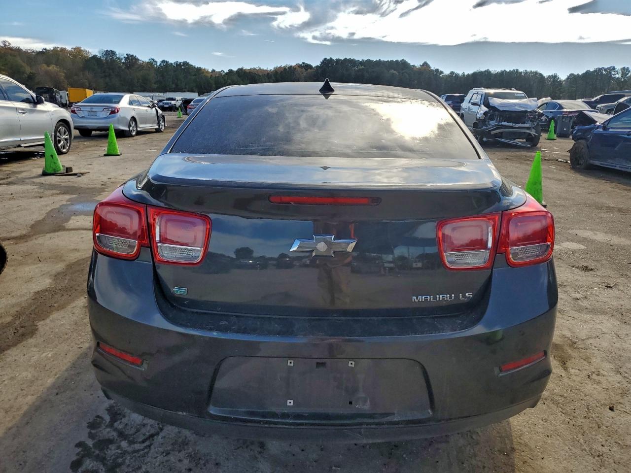 2014 CHEVROLET MALIBU LS photo 6