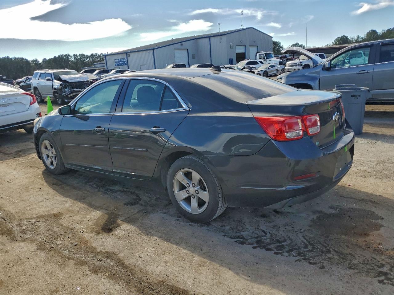 2014 CHEVROLET MALIBU LS photo 2