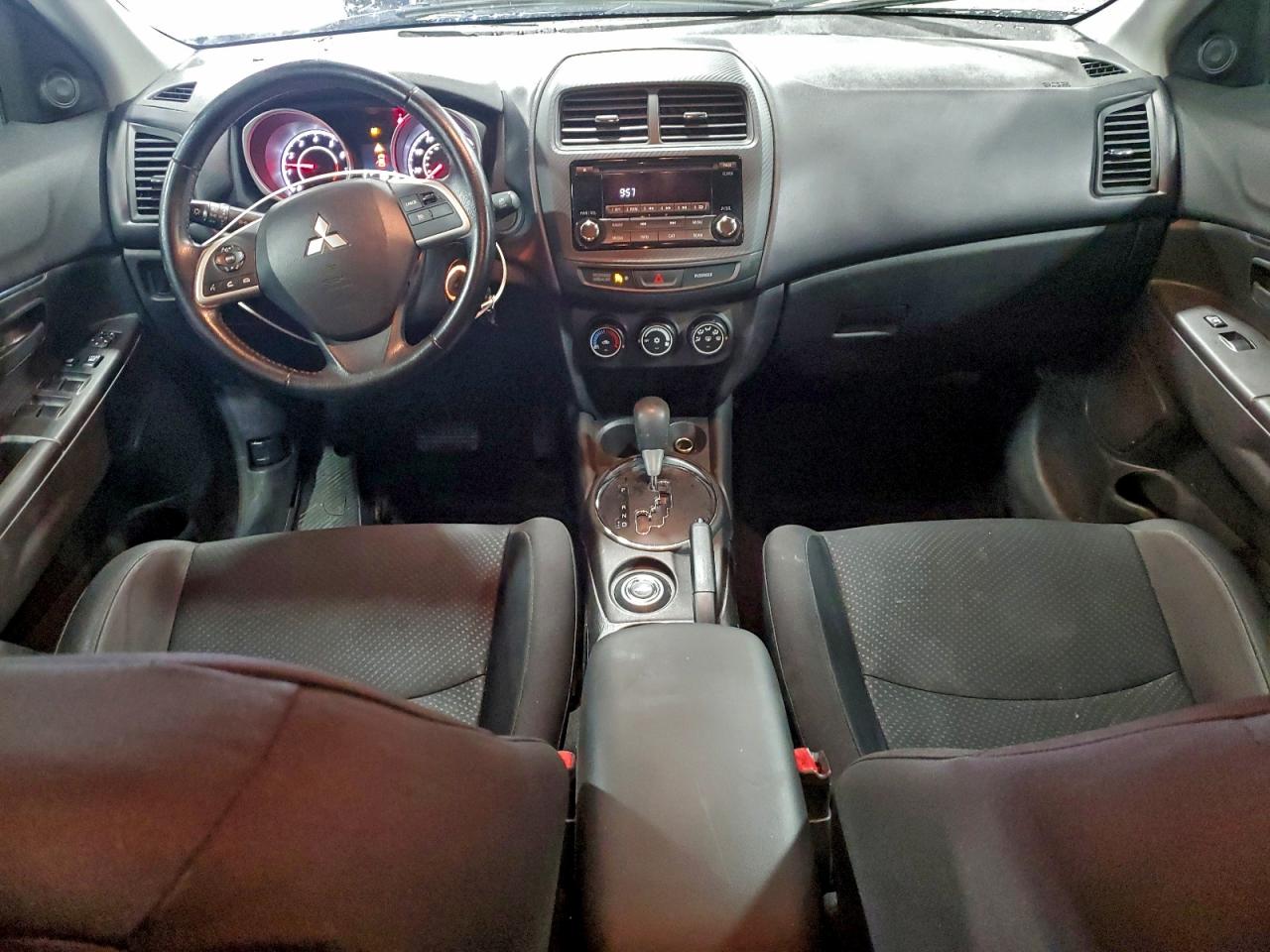 2015 MITSUBISHI OUTLANDER SPORT ES photo 8